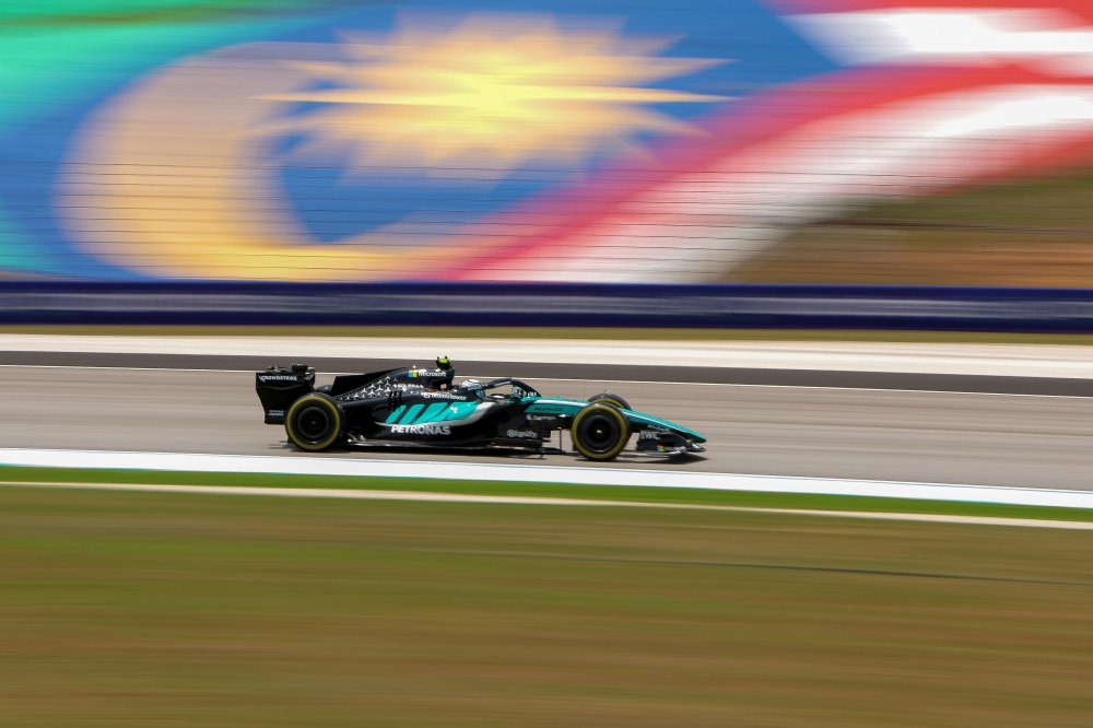 Lights on at Sepang? Mercedes backs Malaysian F1 return as night race idea gathers pace