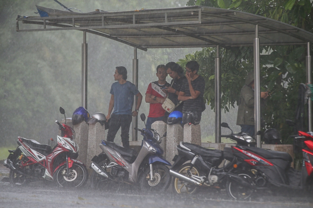 MetMalaysia warns of intense rainfall, lightning for Kuala Lumpur, Selangor, seven other states