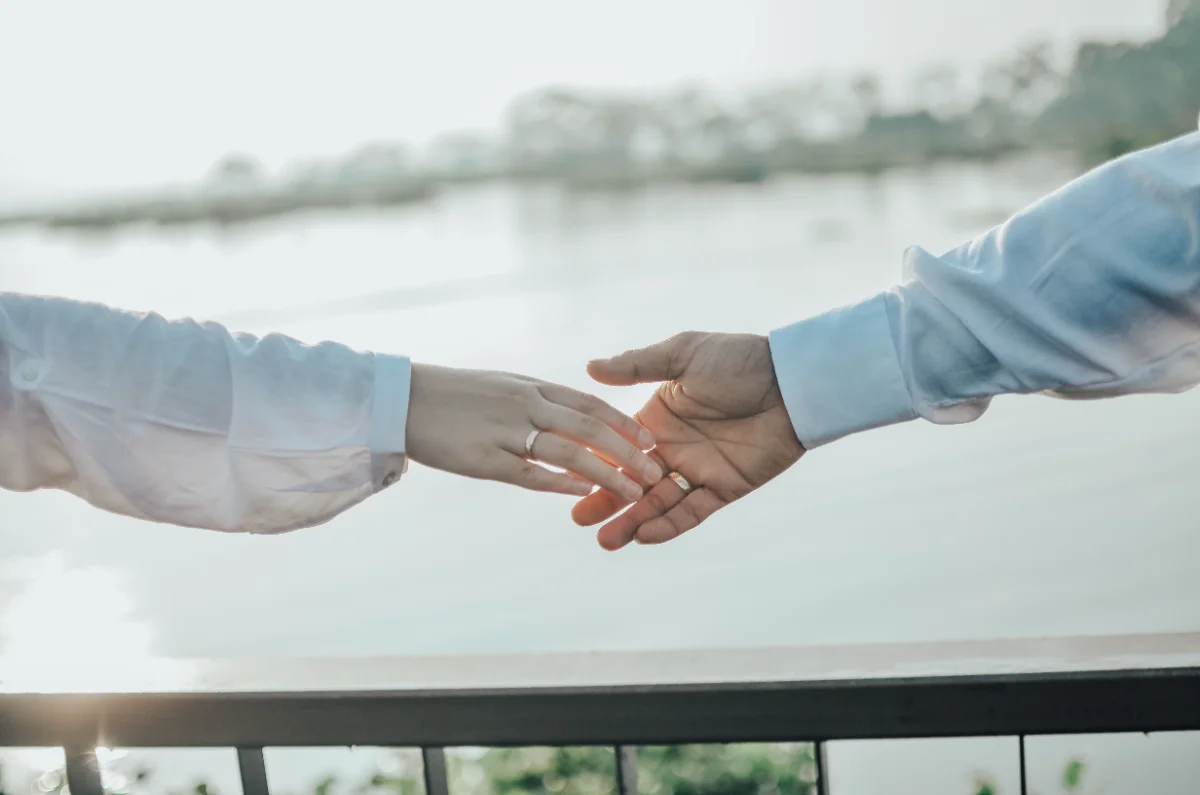 When saving a marriage means losing a friend