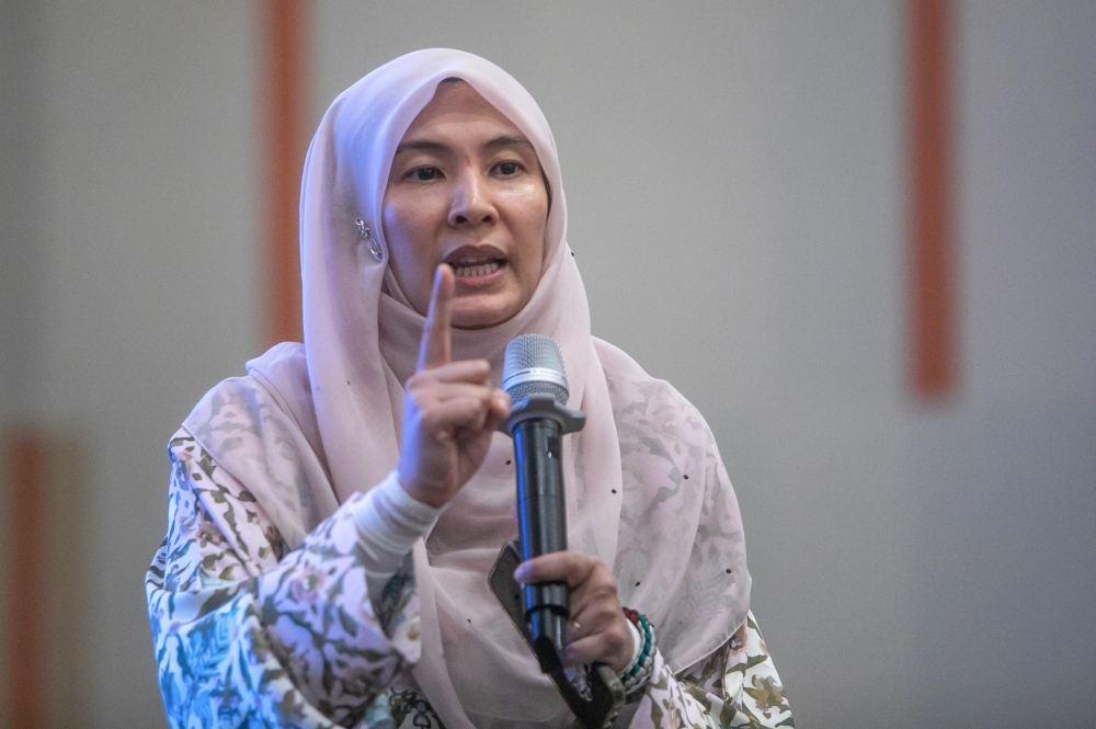 Nurul Izzah shuts down viral chatter, insists she’s firmly holding on to PKR deputy president role