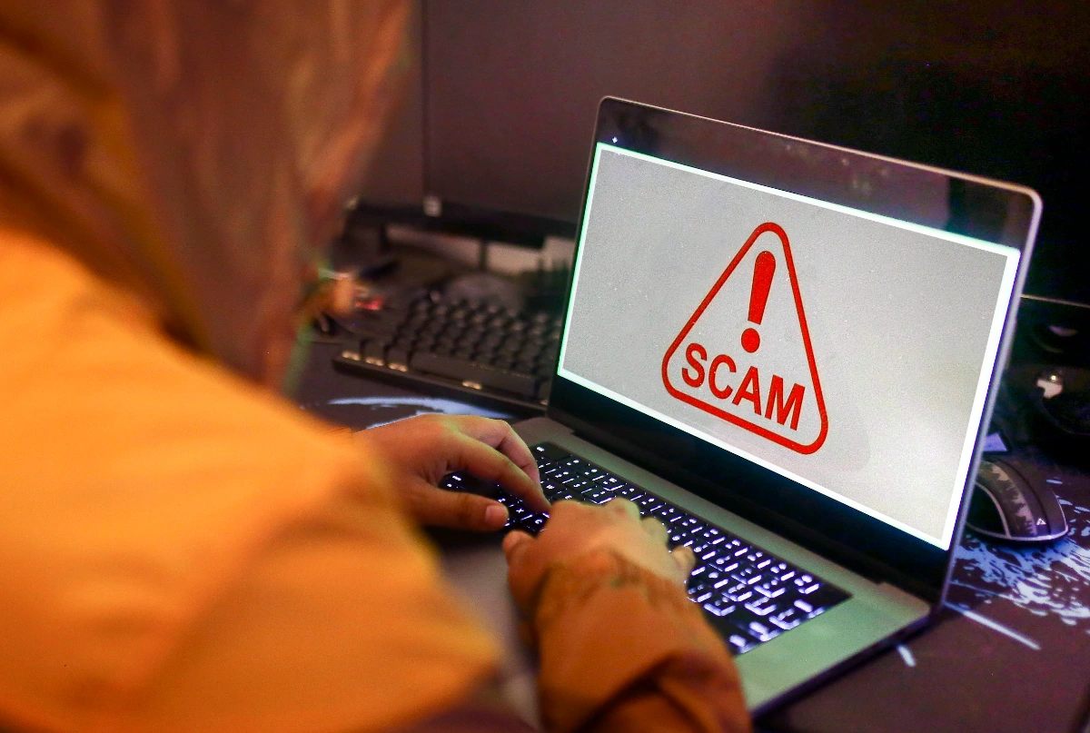 University student, retired engineer lose over RM690,000 to scams in Pahang