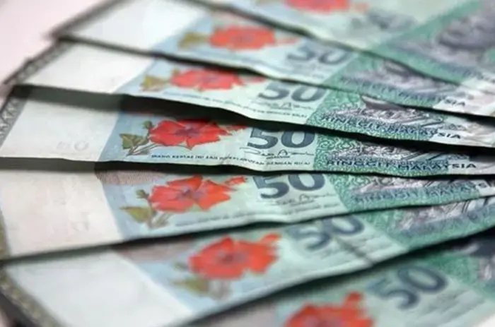 Ringgit opens higher vs US$ as Fed rate hike expectations ease