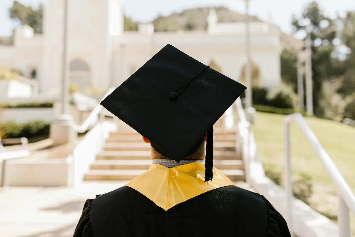 Economic cost of graduate underemployment