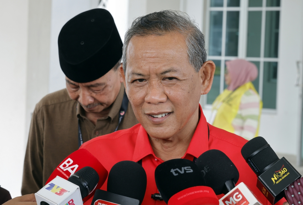 Former Negri Sembilan MB backs Tuanku Muhriz as lawmakers question exco statement on royal succession