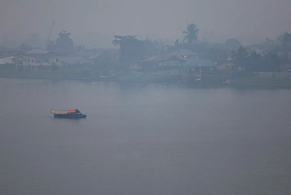 Air quality worsens, Serian records hazardous API reading of 391