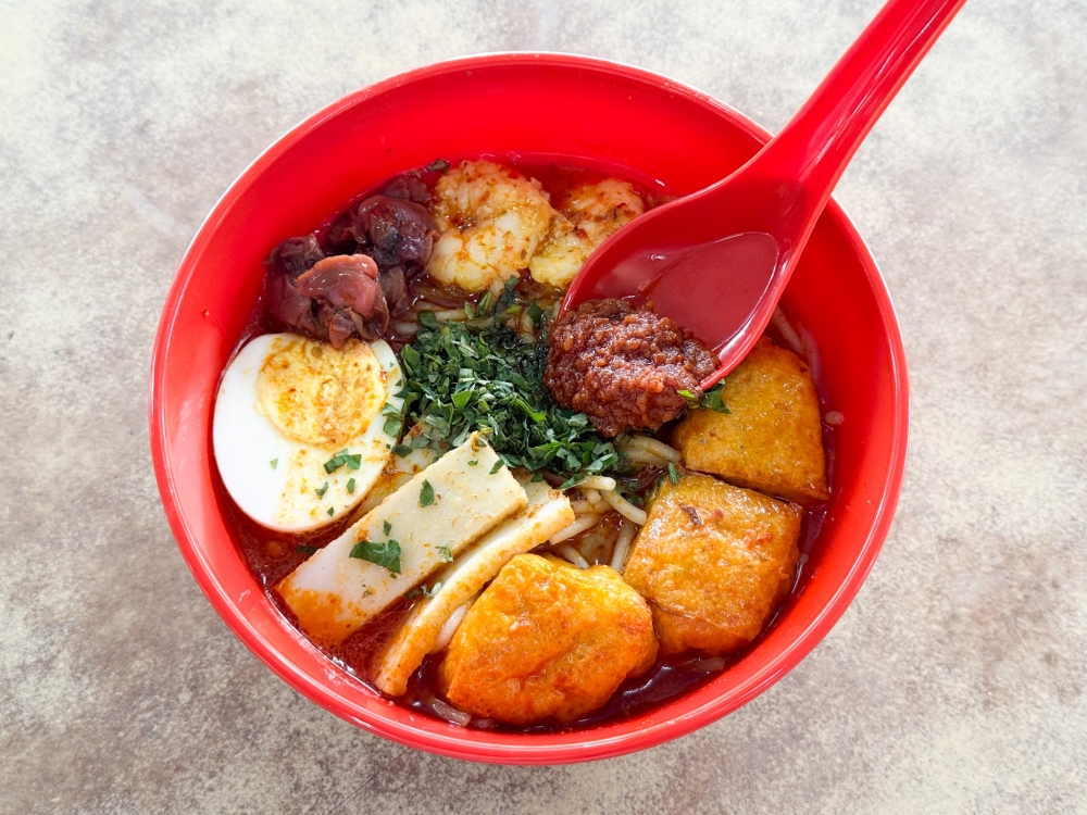 Inspired by Singapore’s Sungei Road Laksa, CJ Singapore Laksa opens in PJ Section 11’s Chuan Lee Restaurant