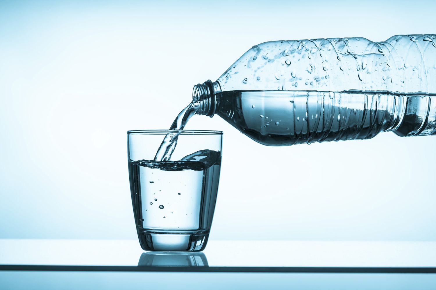 Is drinking water during meals unhealthy?