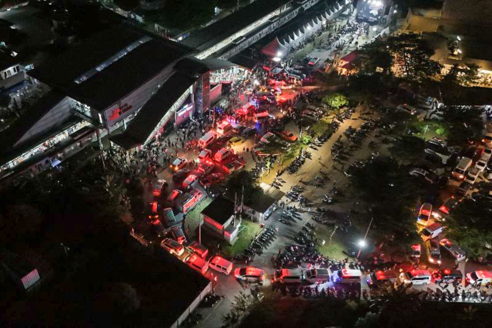 Seven dead, at least 81 injured as trains collide outside Jakarta