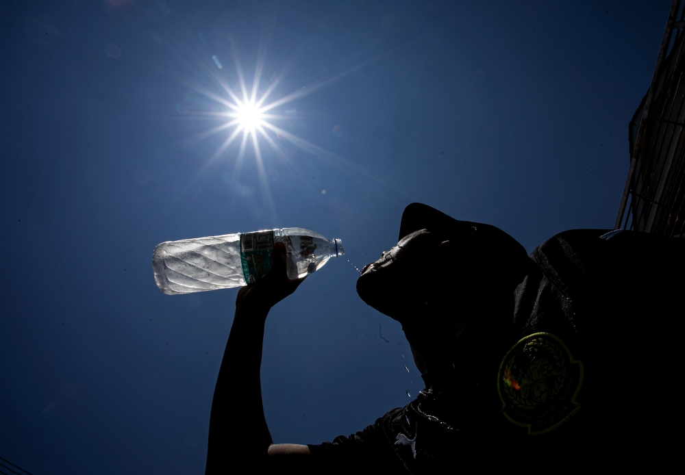 As Super El Nino looms, experts urge Malaysian parents to take heat risks to children seriously