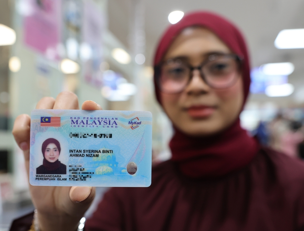New-generation MyKad drops Touch ’n Go feature, focuses on security, says NRD