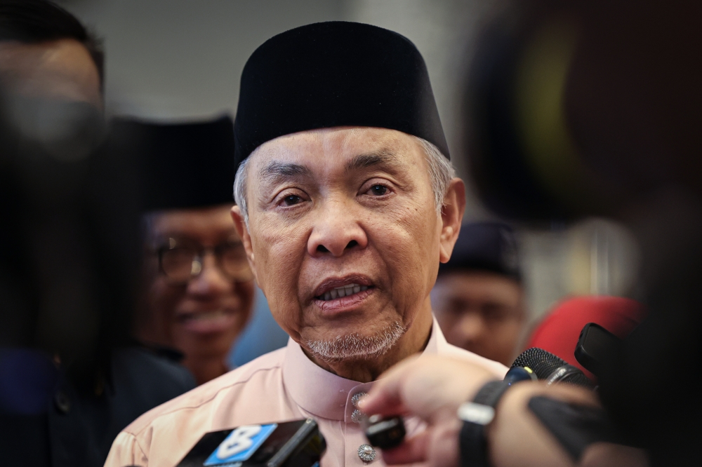 High Court sets May 14 for decision on Zahid’s bid for acquittal in Akalbudi case