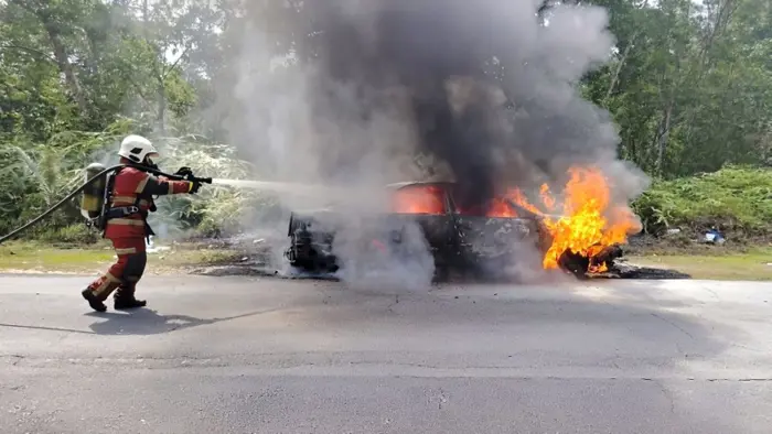 Car on fire? Turn off the engine and run