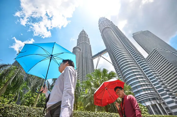 Dangerous spike in severe heat stress worldwide